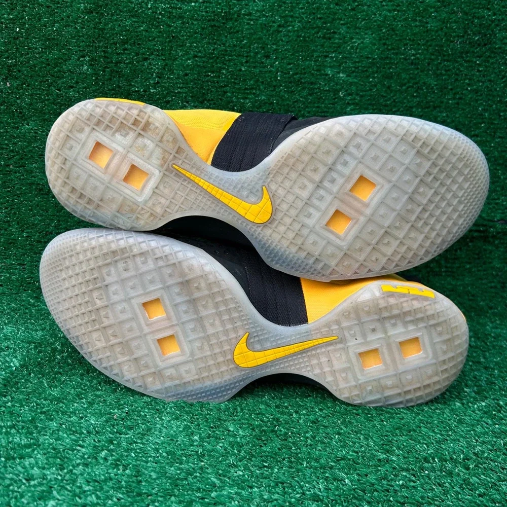 Nike LeBron Soldier 10 SFG Black University Gold Basketball Shoes 844378-007 14‎
